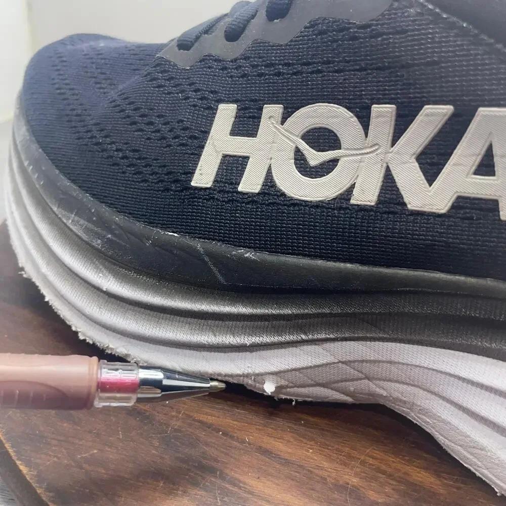 Hoka One One Bondi 8 Mens Size 9 EE Wide Black Athletic Running Shoes Sneakers